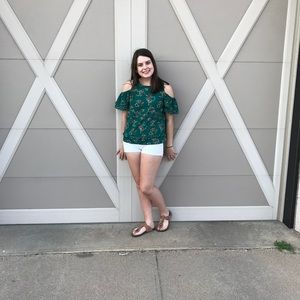 Meet your Posher, Ashlee